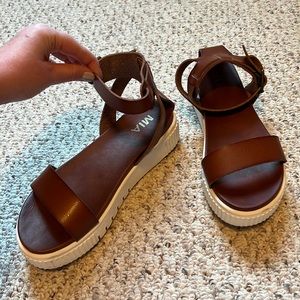 MIA Sandal Wedge Size 8